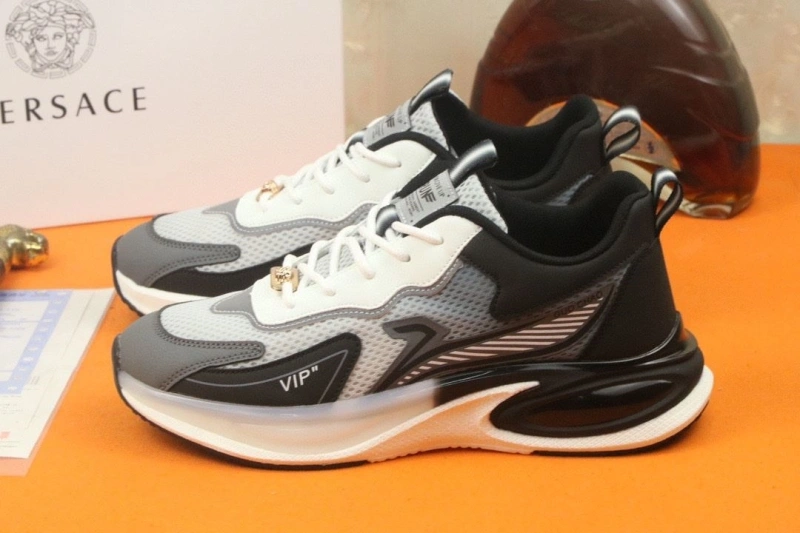 AllSeason Gxvxnchy Sneakers 154276