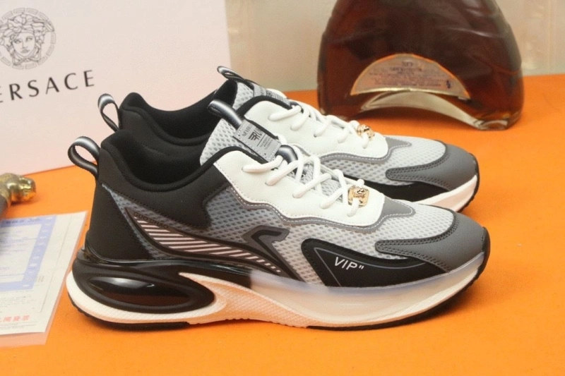 AllSeason Gxvxnchy Sneakers 154276