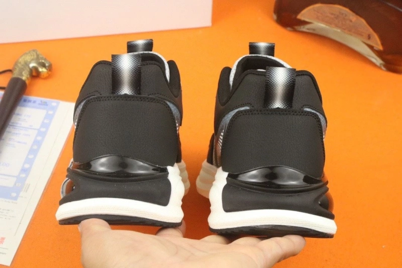 AllSeason Gxvxnchy Sneakers 154276