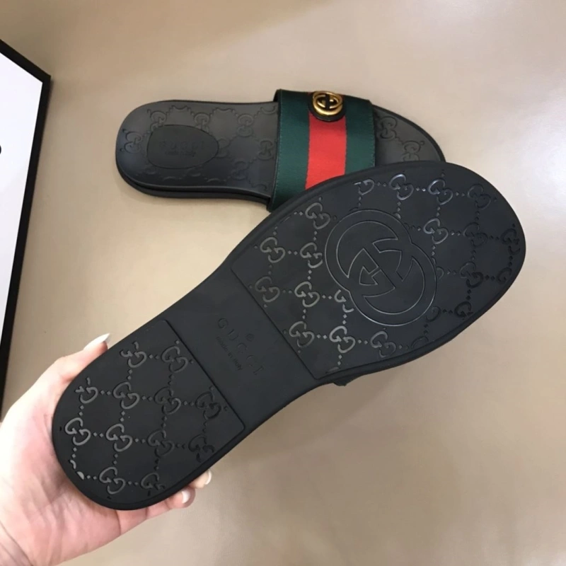 Efficient Gxccx Slippers 164251