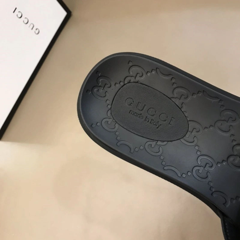 Efficient Gxccx Slippers 164251