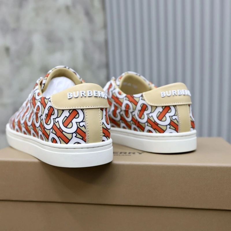 Durable Bxrbxrry Sneakers 115421