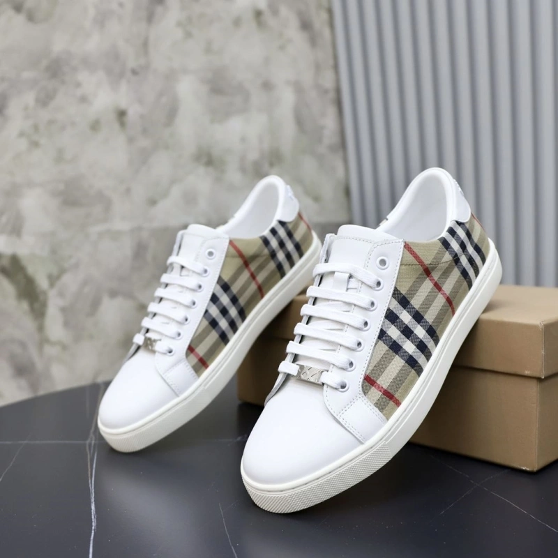 Practical Bxrbxrry Sneakers 115417