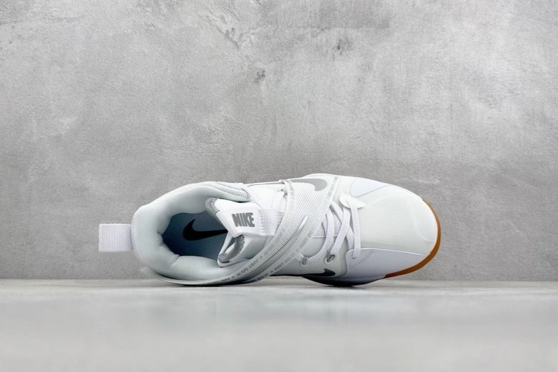 Refined Nxkx Sneakers 200036