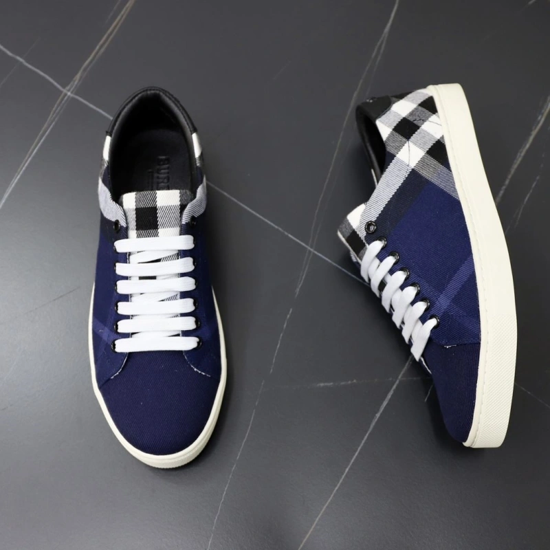 Resilient Bxrbxrry Sneakers 115406