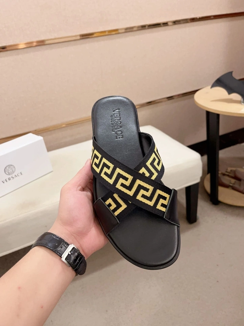 Gxvxnchy Slippers Compact 154388