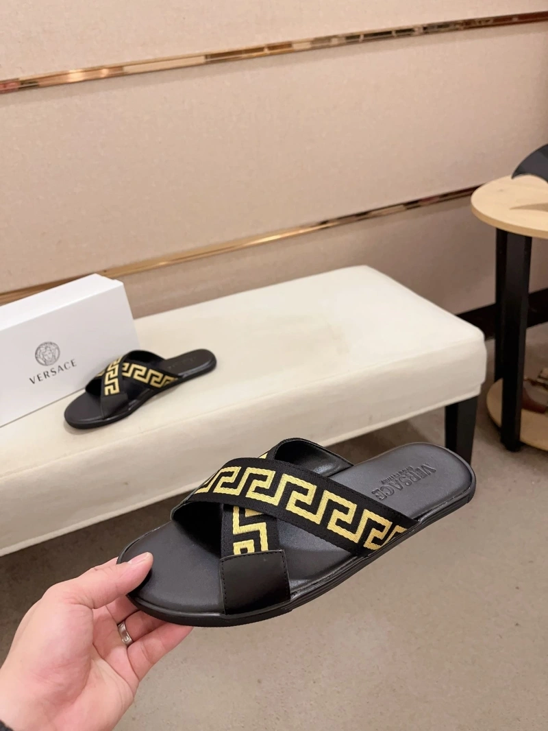 Gxvxnchy Slippers Compact 154388
