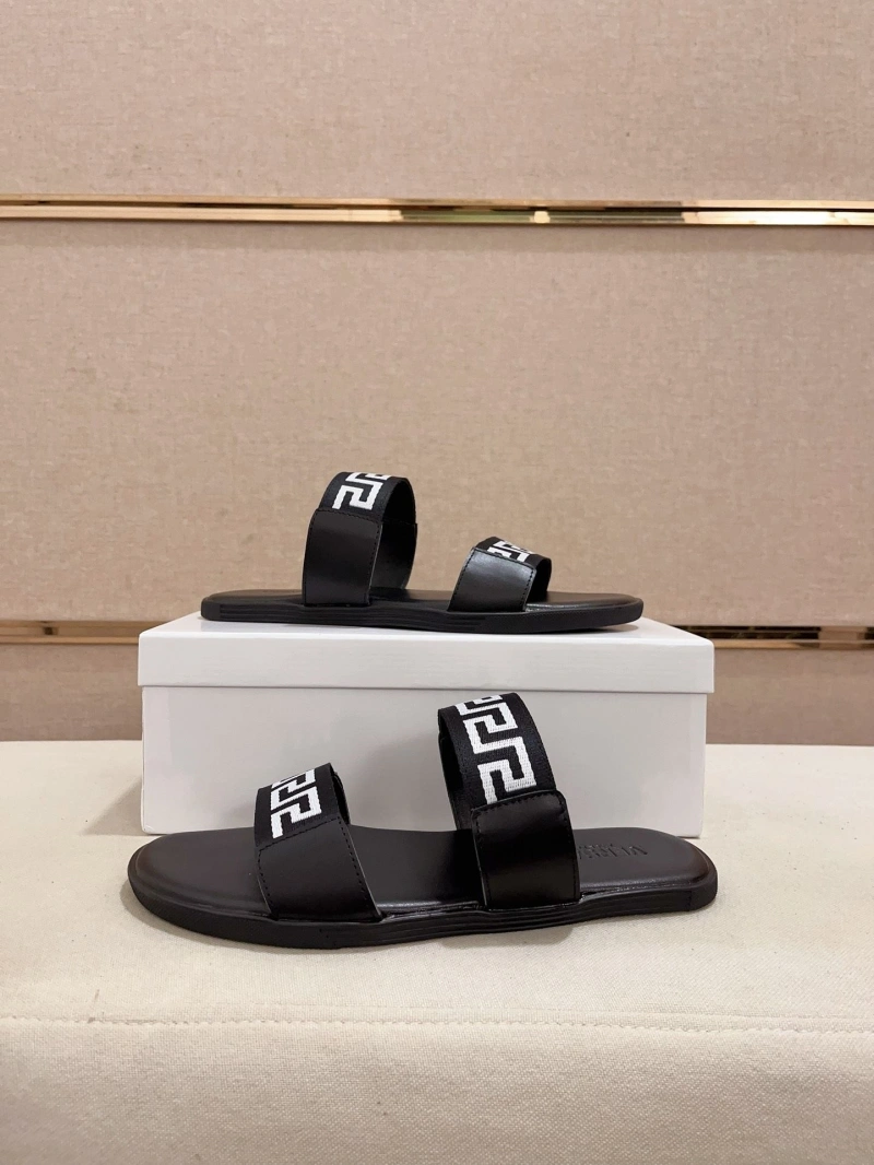 Trendsetting Gxvxnchy Slippers 154391