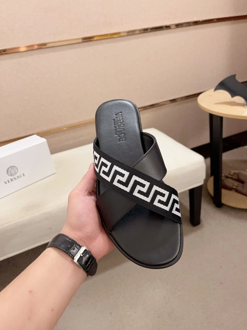 Reliable Gxvxnchy Slippers 154390