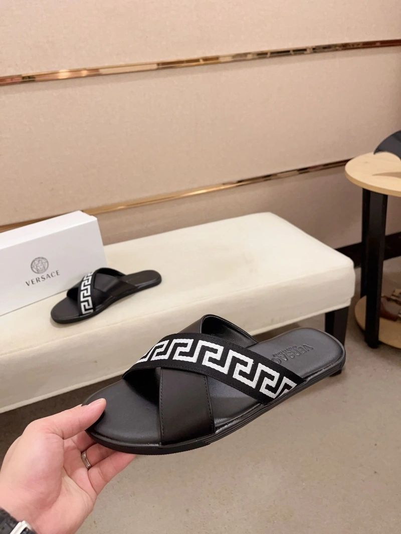Reliable Gxvxnchy Slippers 154390