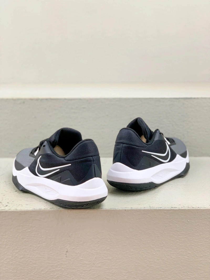 Refined Nxkx Sneakers 200027