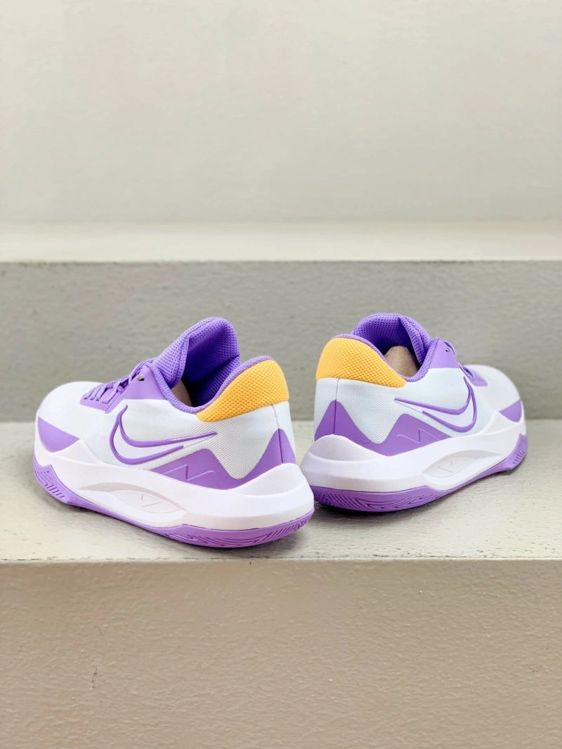 Minimalist Nxkx Sneakers 200019