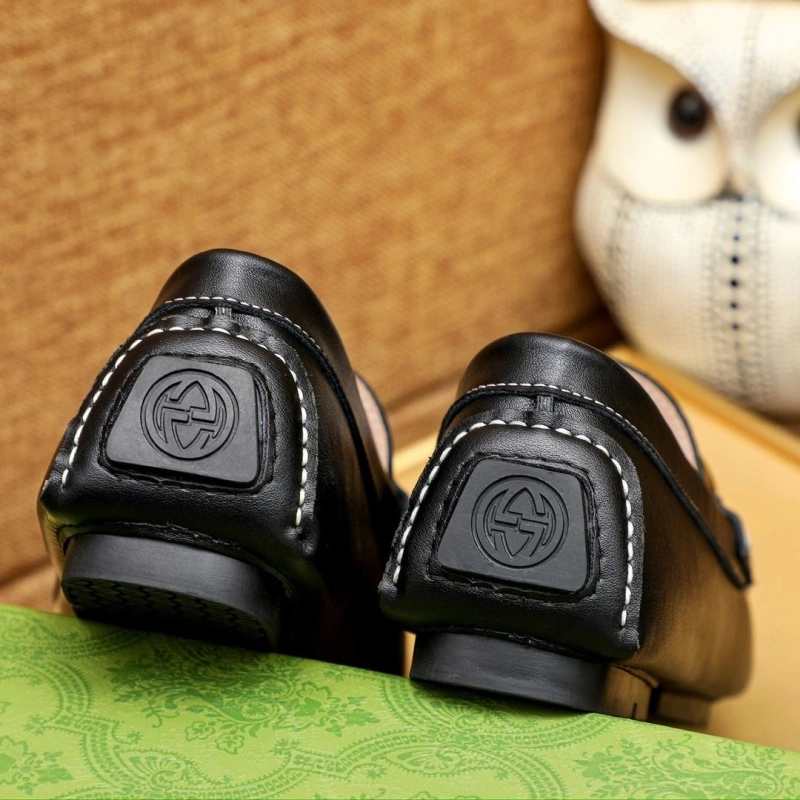 Gxccx Leather Shoes Compact 163196