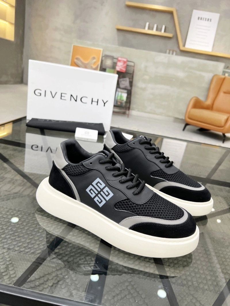 Reliable Gxvxnchy Sneakers 154261