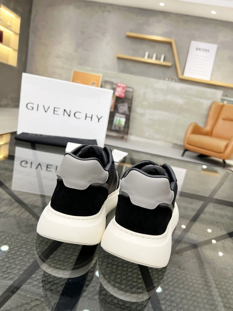 Reliable Gxvxnchy Sneakers 154261