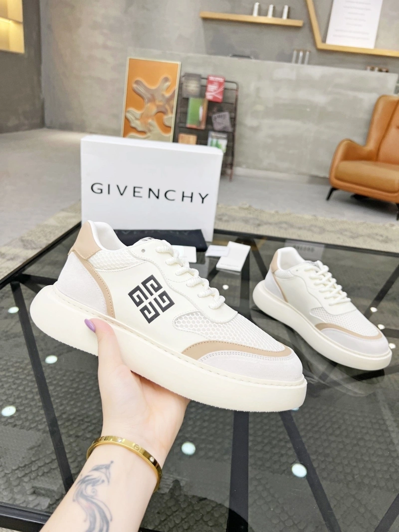 Gxvxnchy Sneakers Practical 154263
