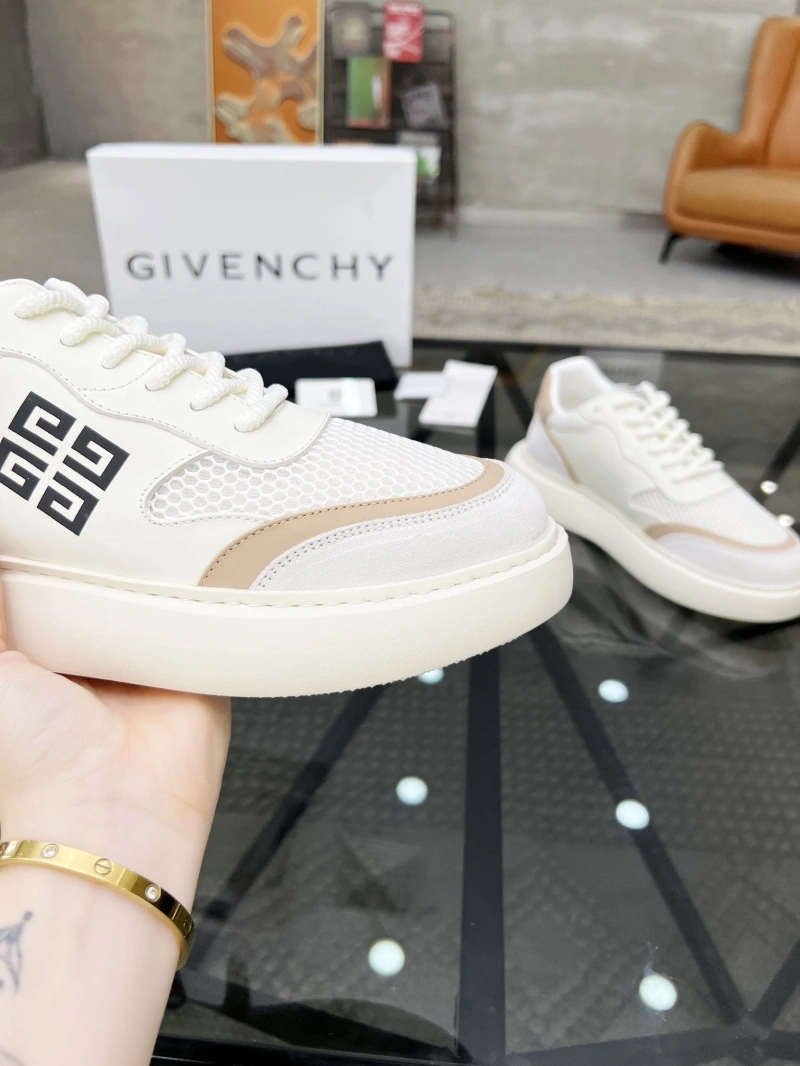 Gxvxnchy Sneakers Practical 154263