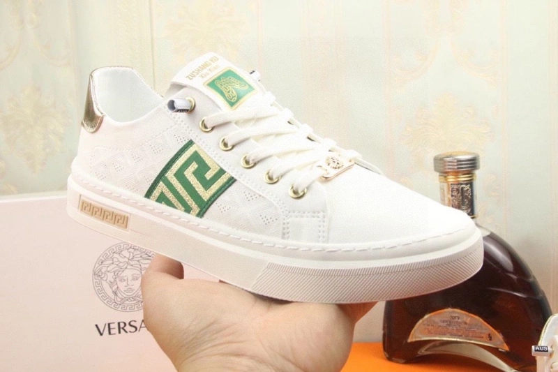 Flexible Gxvxnchy Sneakers 154252