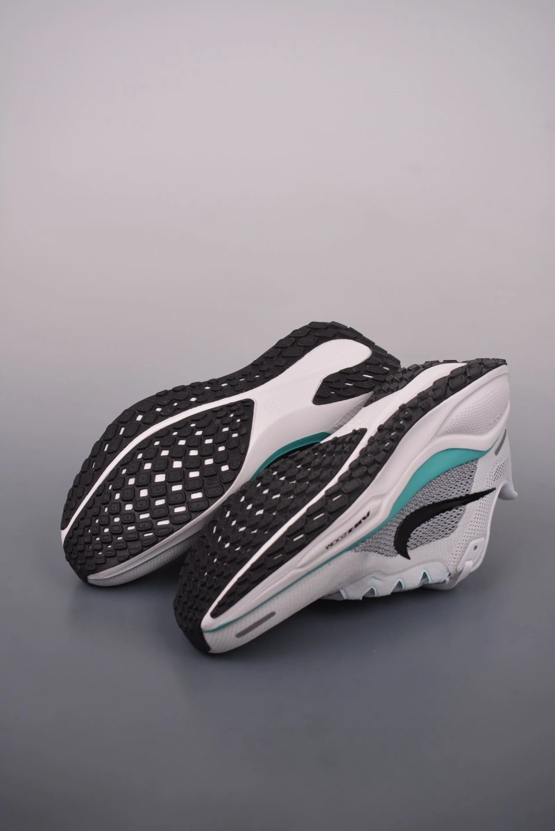 Trendsetting Nxkx Sneakers 199993