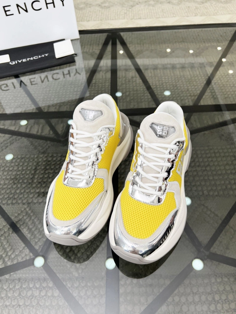 Refined Gxvxnchy Sneakers 154258