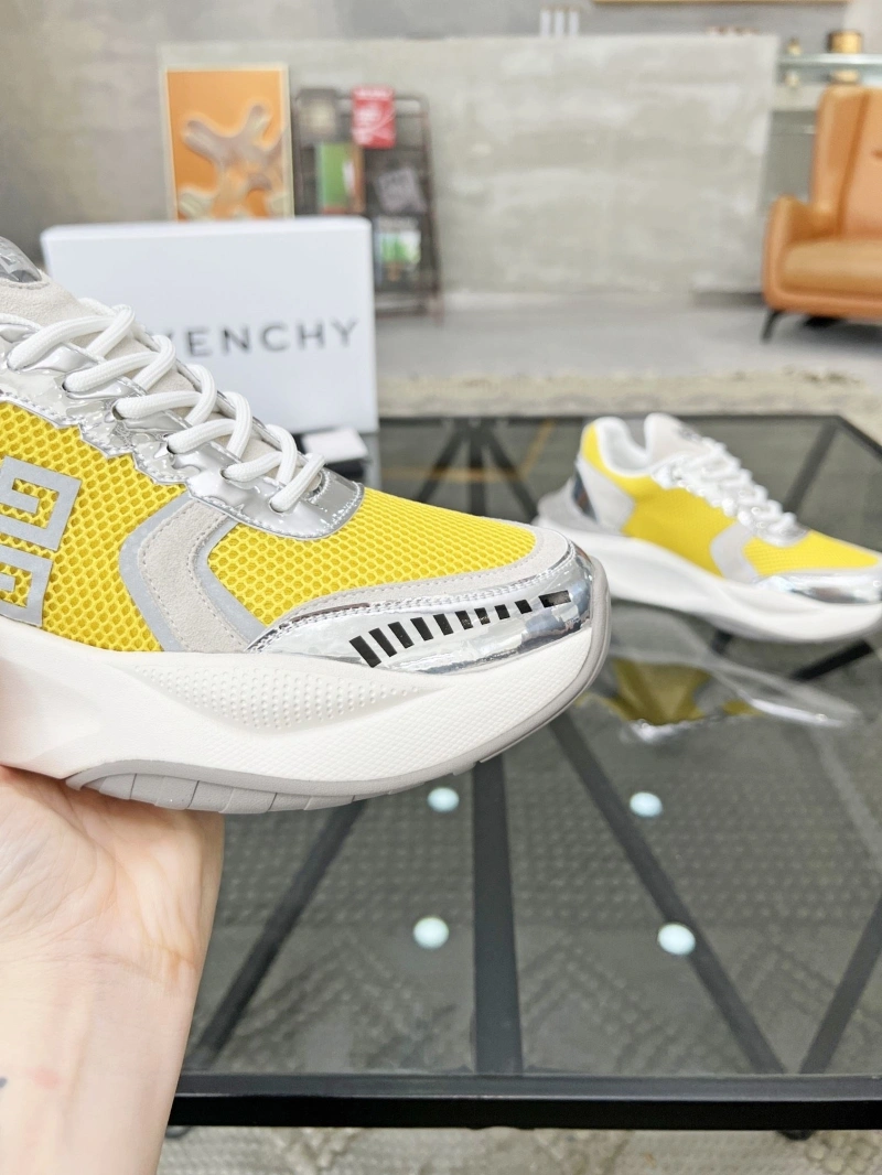 Refined Gxvxnchy Sneakers 154258