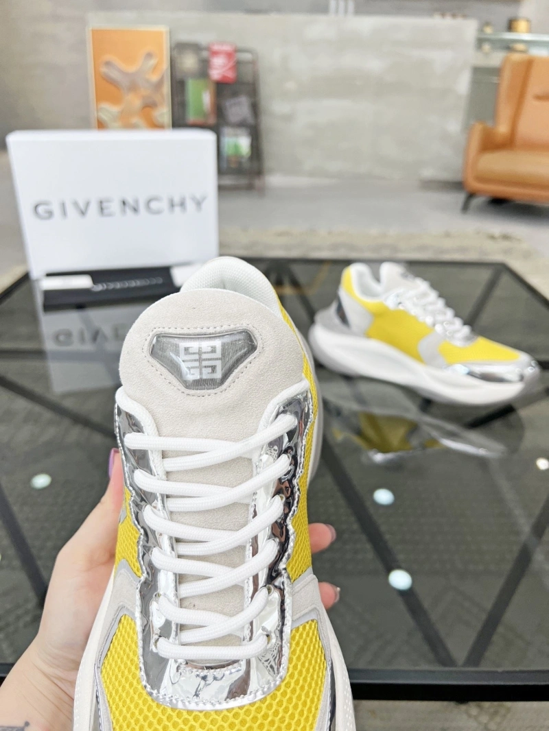Refined Gxvxnchy Sneakers 154258