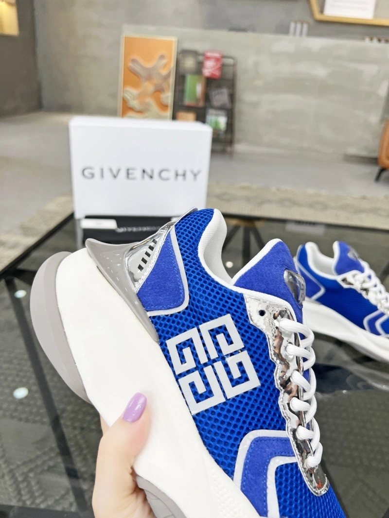 ModernLook Gxvxnchy Sneakers 154251