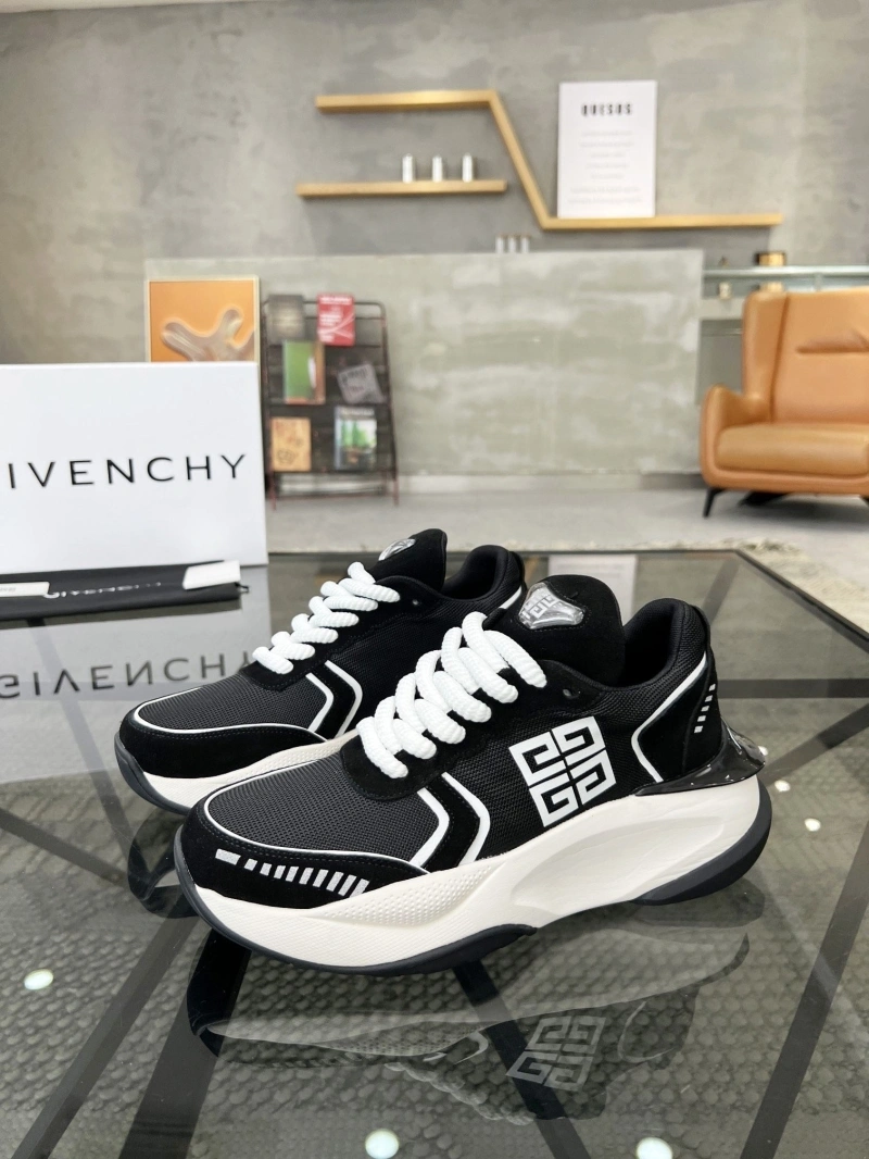 SportInspired Gxvxnchy Sneakers 154257