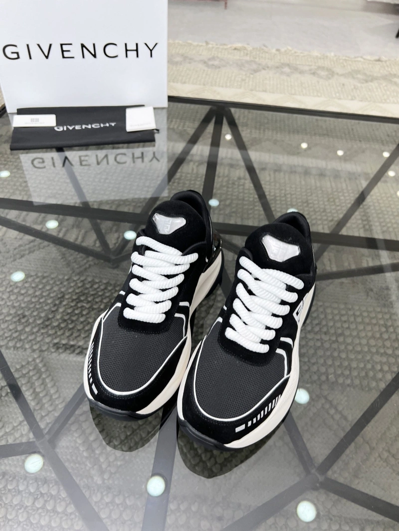 SportInspired Gxvxnchy Sneakers 154257