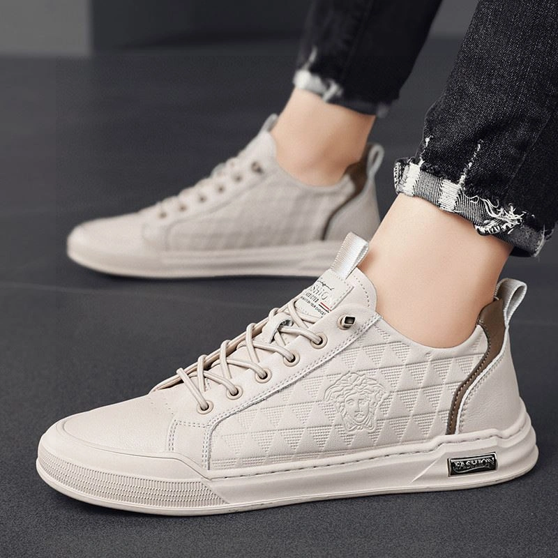 Lightweight Gxvxnchy Sneakers 154254