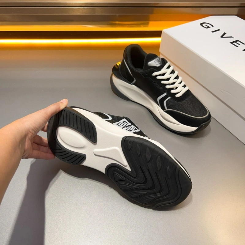 DailyWear Gxvxnchy Sneakers 154241