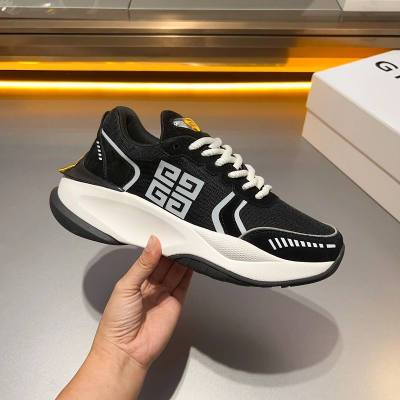 DailyWear Gxvxnchy Sneakers 154241
