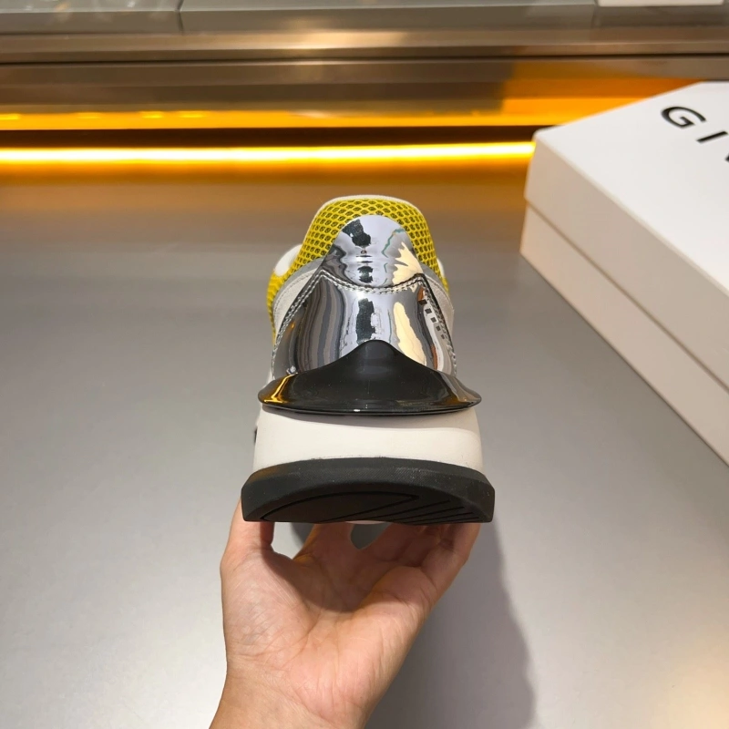 Gxvxnchy Sneakers Compact 154240