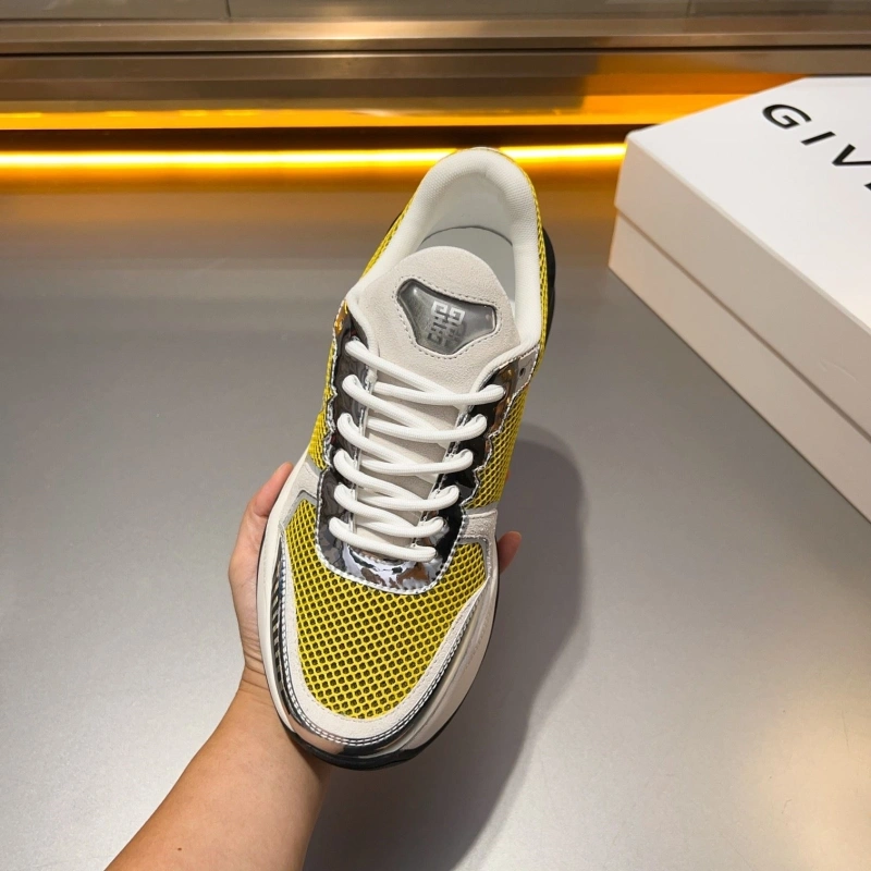 Gxvxnchy Sneakers Compact 154240