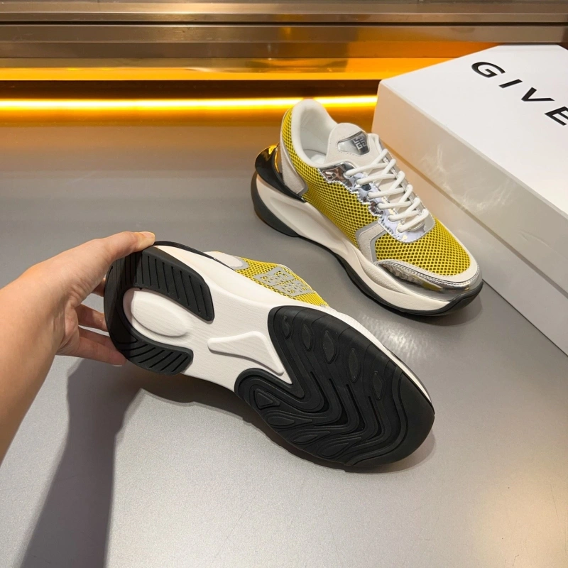 Gxvxnchy Sneakers Compact 154240