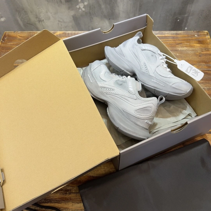 Bxlxnciaga Sneakers SportInspired 110050