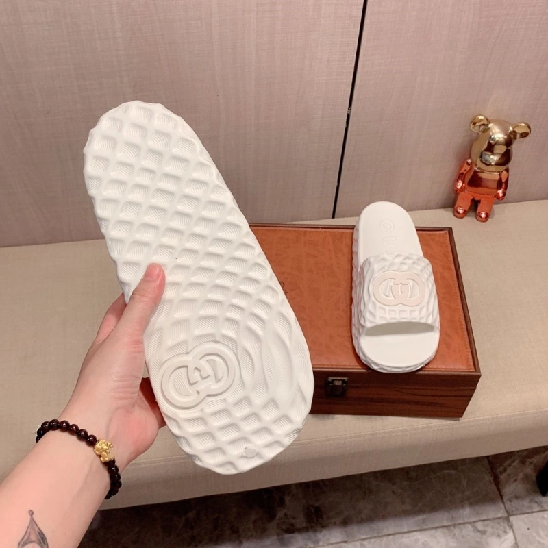 Elegant Gxccx Slippers 164237