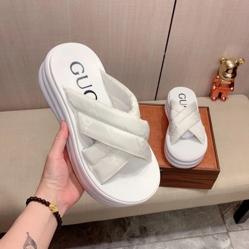 Gxccx Slippers Timeless 164227