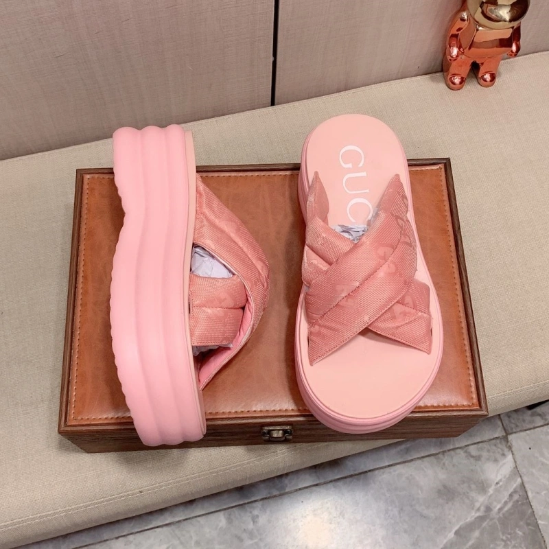 Fashionable Gxccx Slippers 164226