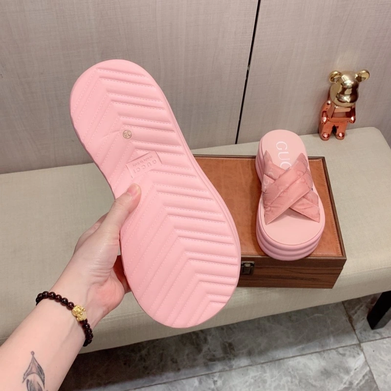 Fashionable Gxccx Slippers 164226