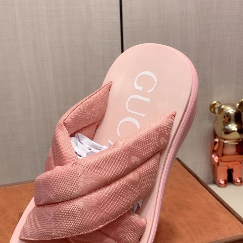 Fashionable Gxccx Slippers 164226