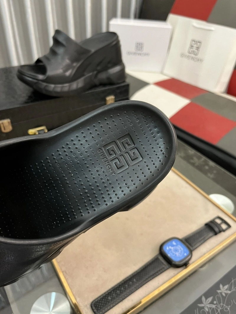 Gxvxnchy Slippers GoodFit 154385
