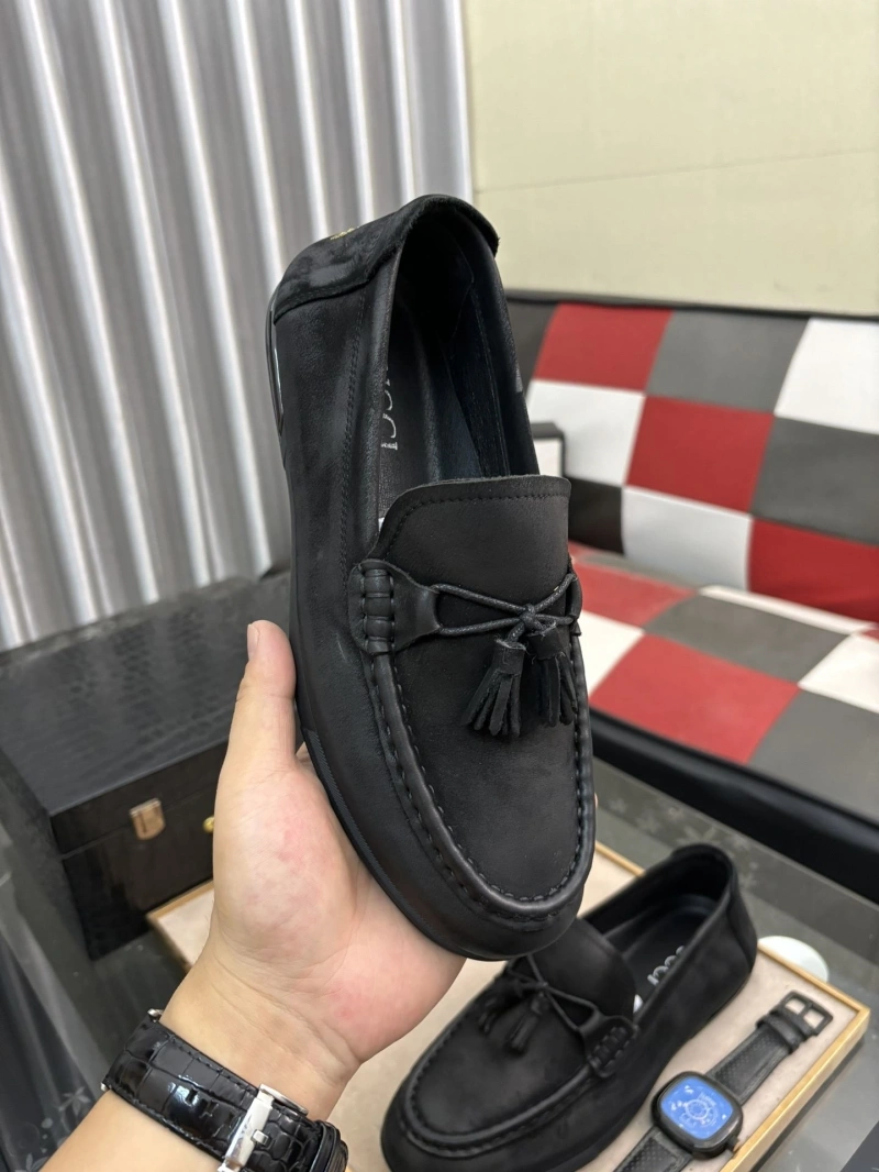 Stylish Gxccx Leather Shoes 163149