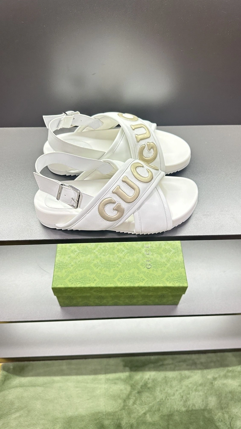 EyeCatching Gxccx Sandals 162766