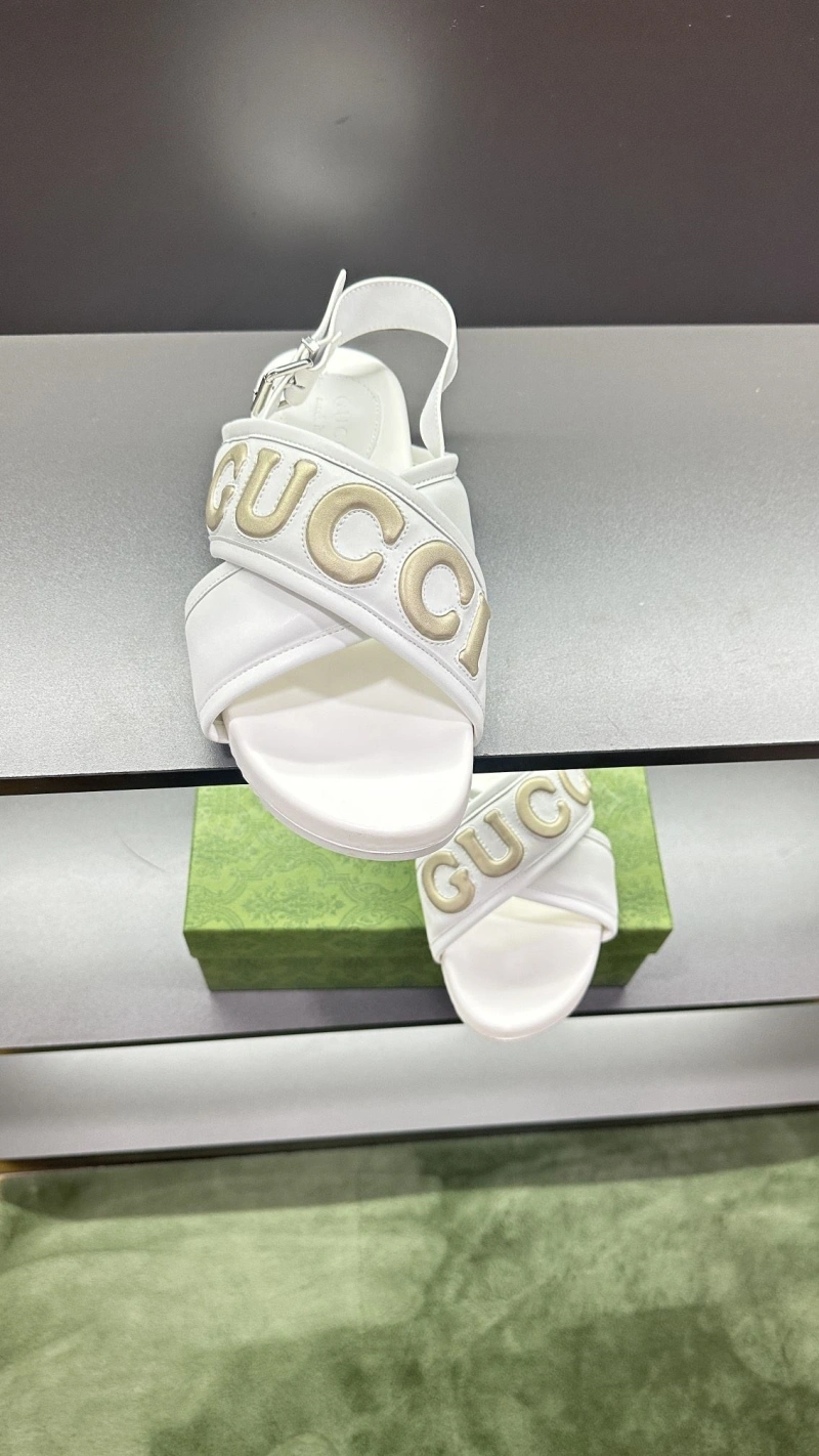 EyeCatching Gxccx Sandals 162766