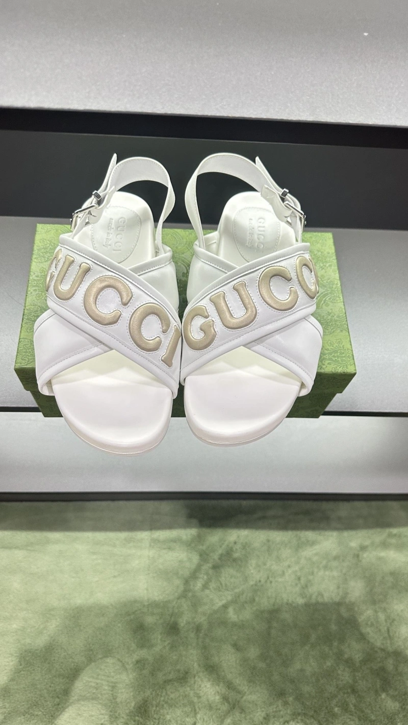 EyeCatching Gxccx Sandals 162766