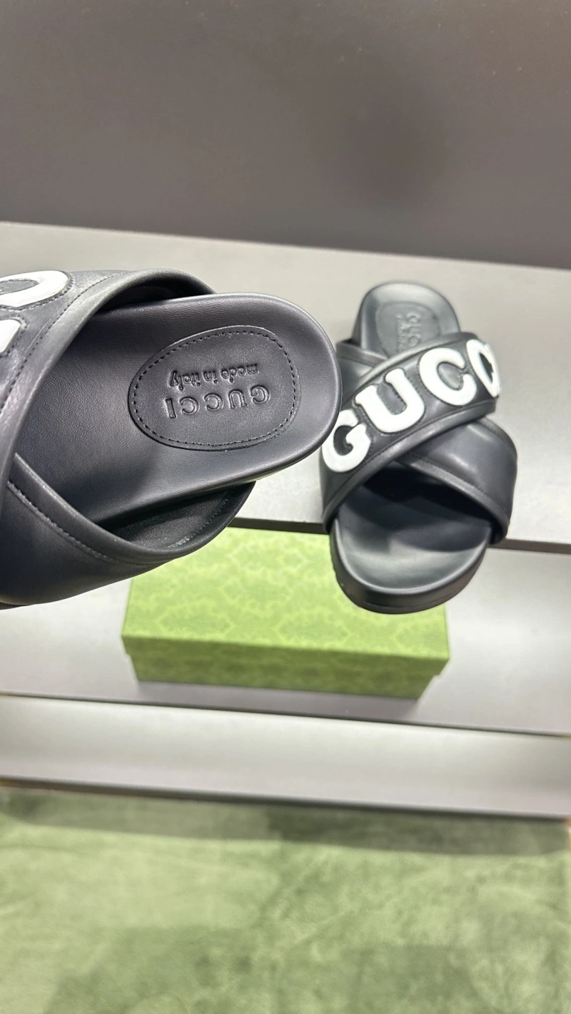 Gxccx Slippers Practical 164236