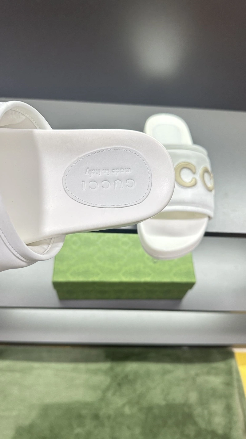 Unique Gxccx Slippers 164231