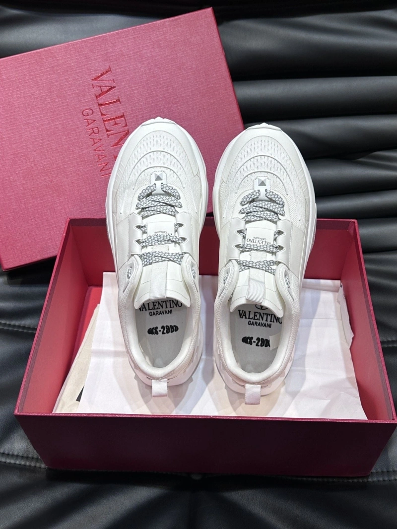 Lightweight Vxlxntino Sneakers 231579