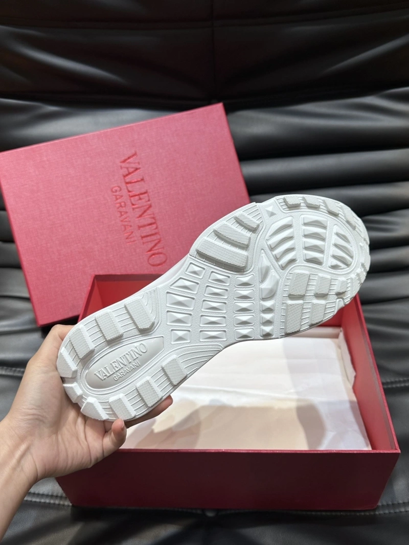 Lightweight Vxlxntino Sneakers 231579